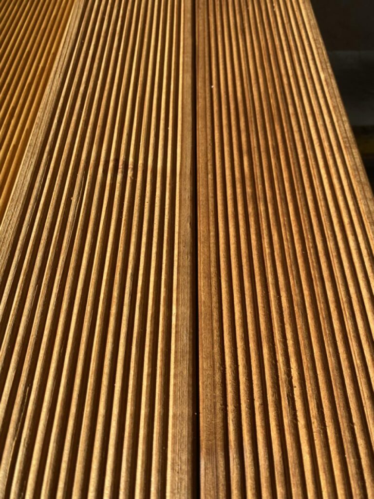 импрегниран декинг